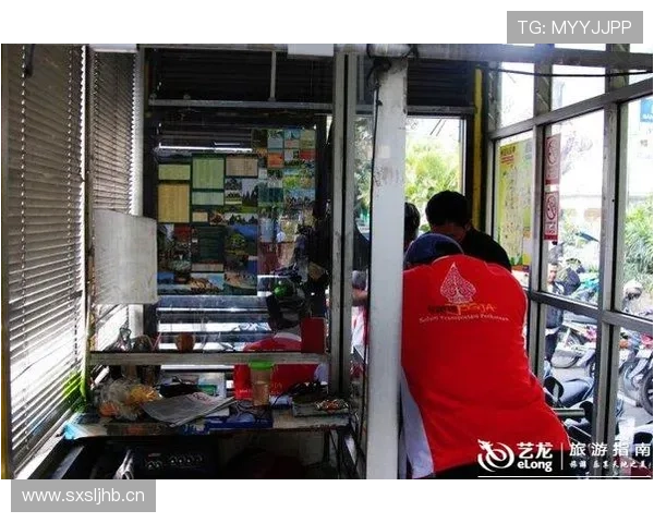 覃海洋训练完直接去奢侈品店刷卡，柜姐以为他是陪练的